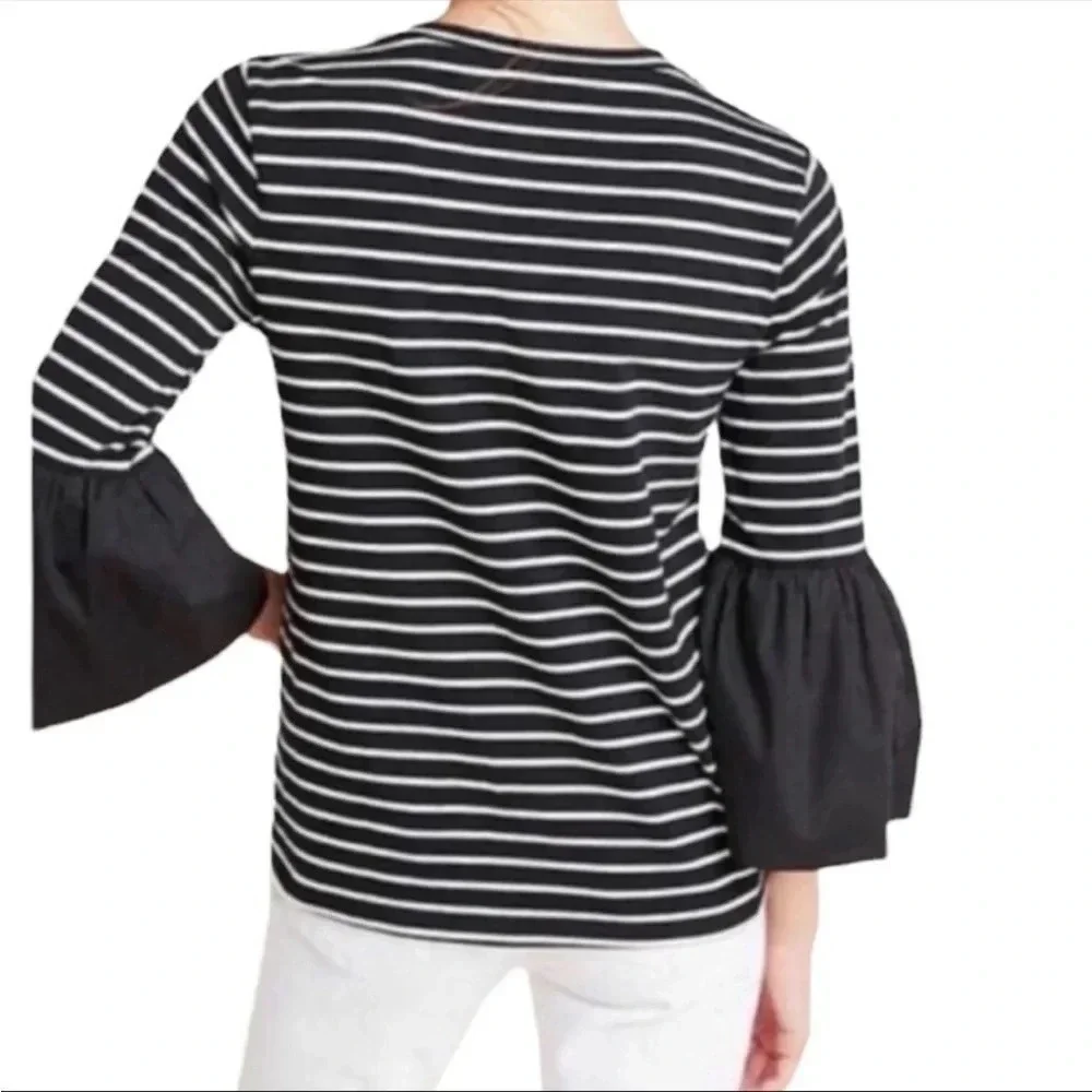 NWT Anthropologie Adele Bell-Sleeved Tee Size XS Color: Black & White